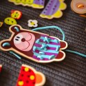 WOOPIE GREEN Drewniana Sznurowanka 5w1 Zwierzątka do Nawlekania
