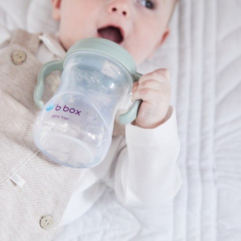 Kubek z miękkim ustnikiem Sage, b.box