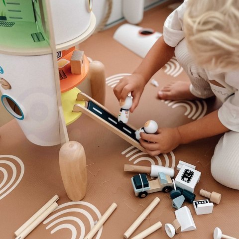 CLASSIC WORLD Drewniana Rakieta Domek dla Dzieci + Figurki Akc. 3+